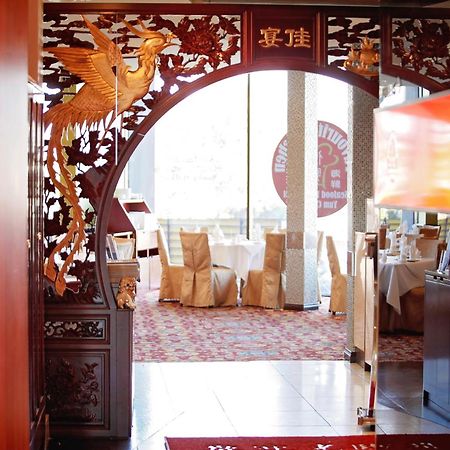 Golden Pebble Hotel Wantirna Esterno foto