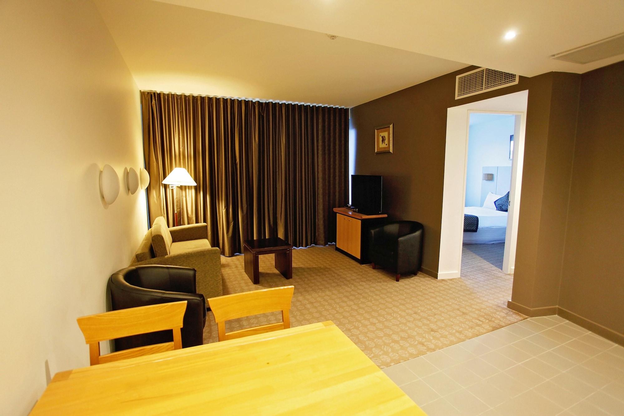 Golden Pebble Hotel Wantirna Esterno foto
