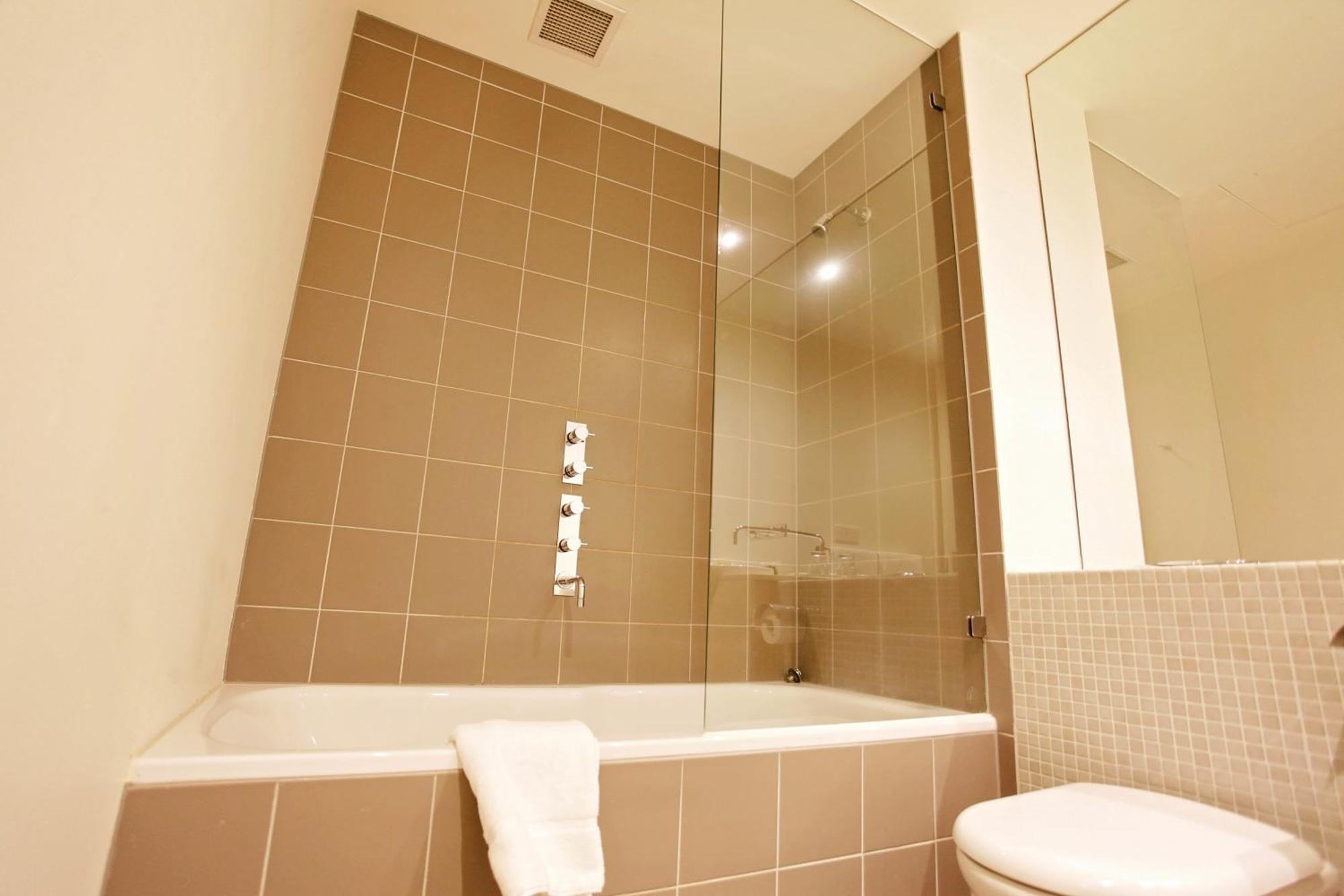 Golden Pebble Hotel Wantirna Camera foto